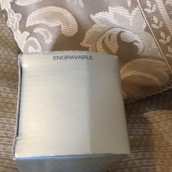 🔘NWT VTG Silver-plated engravable baby cup - Picture 3 of 16